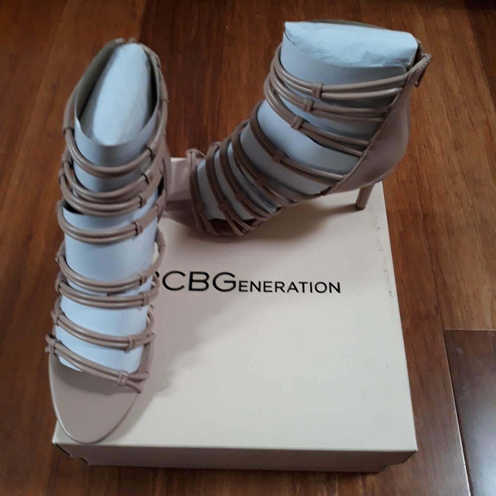 BCBG Generation sandals